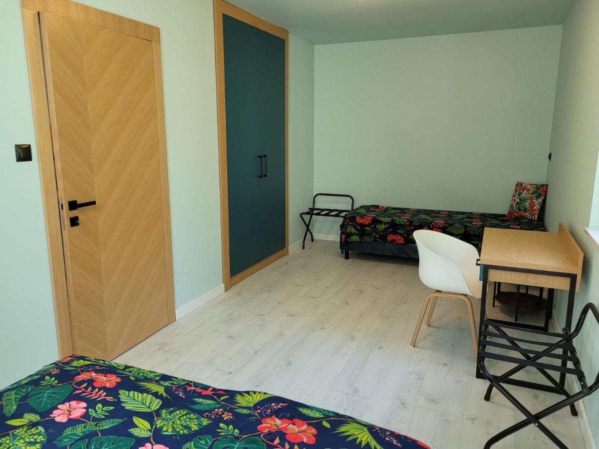 Ow Krakus I - Pokoje I Domki Stegna  Exteriör bild